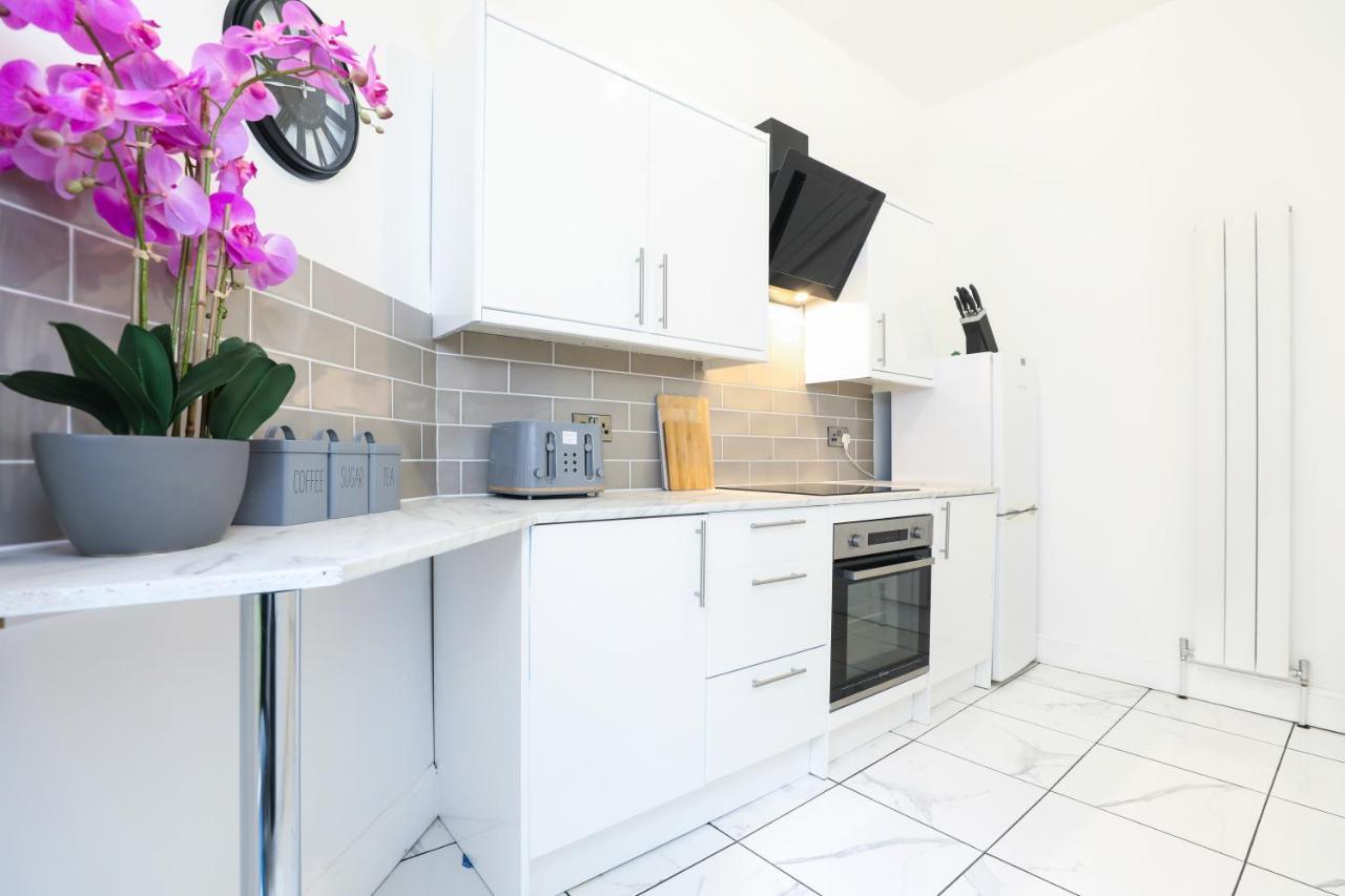 Stunning modern 3 bedroom apartment Edinburgh Eksteriør billede