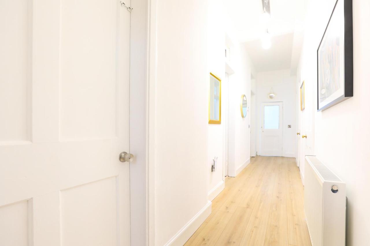 Stunning modern 3 bedroom apartment Edinburgh Eksteriør billede