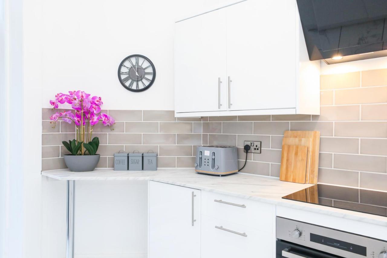 Stunning modern 3 bedroom apartment Edinburgh Eksteriør billede