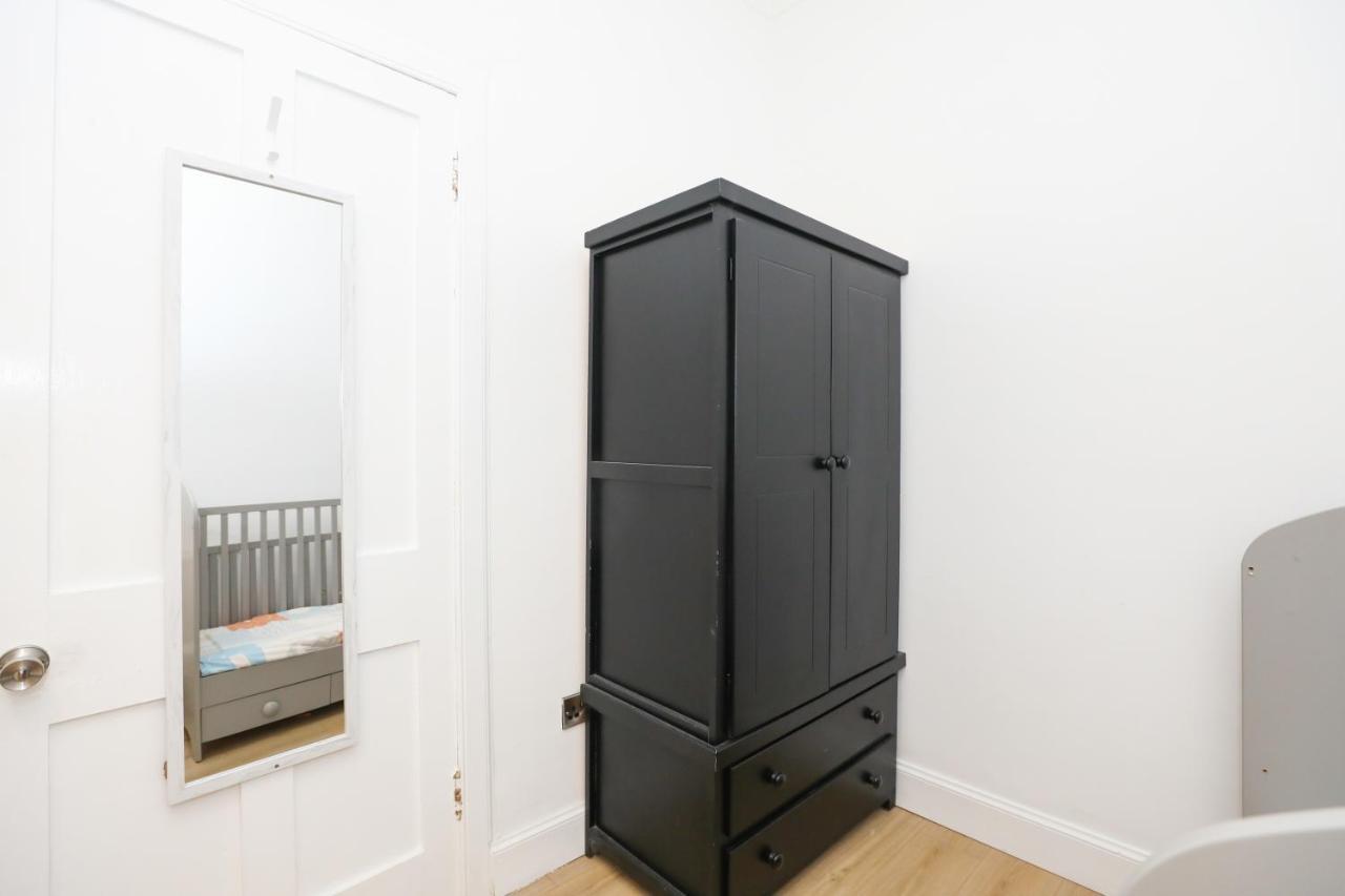 Stunning modern 3 bedroom apartment Edinburgh Eksteriør billede