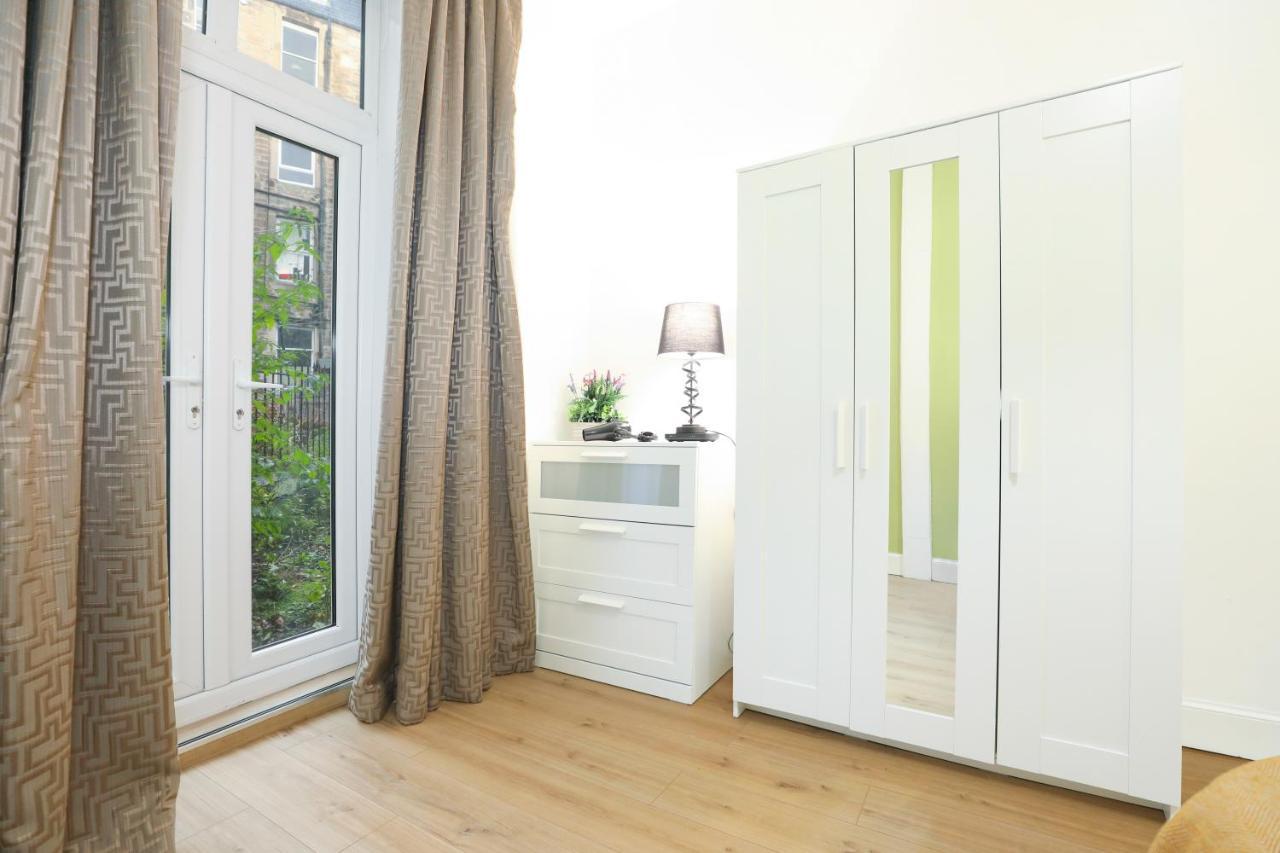 Stunning modern 3 bedroom apartment Edinburgh Eksteriør billede